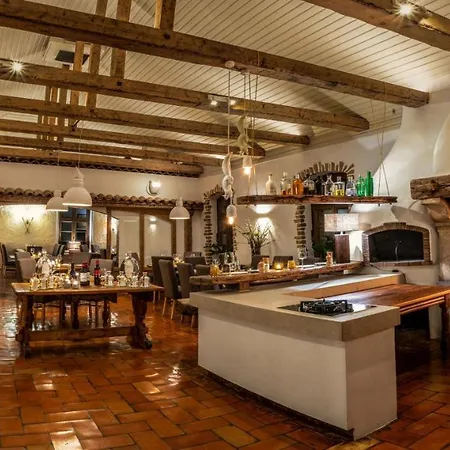 컨트리하우스 Diedert